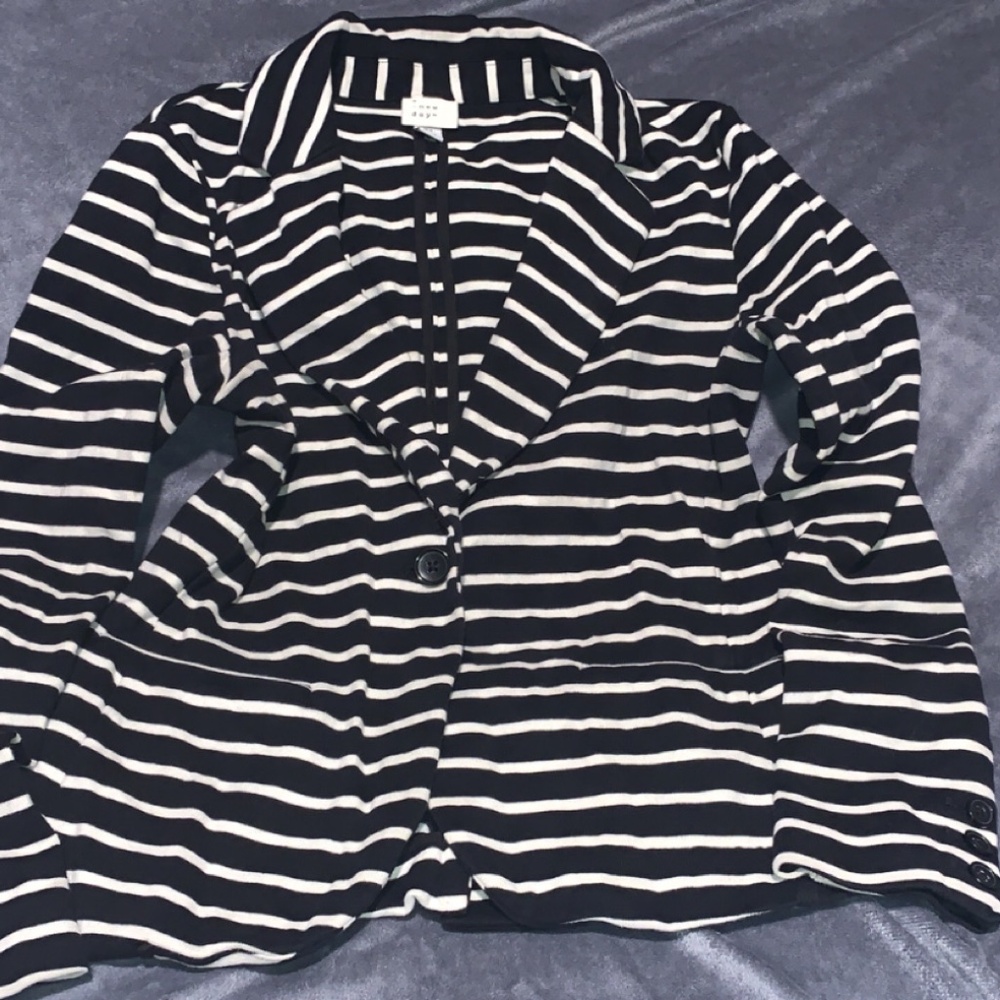 Size XS Black & White  striped blazer